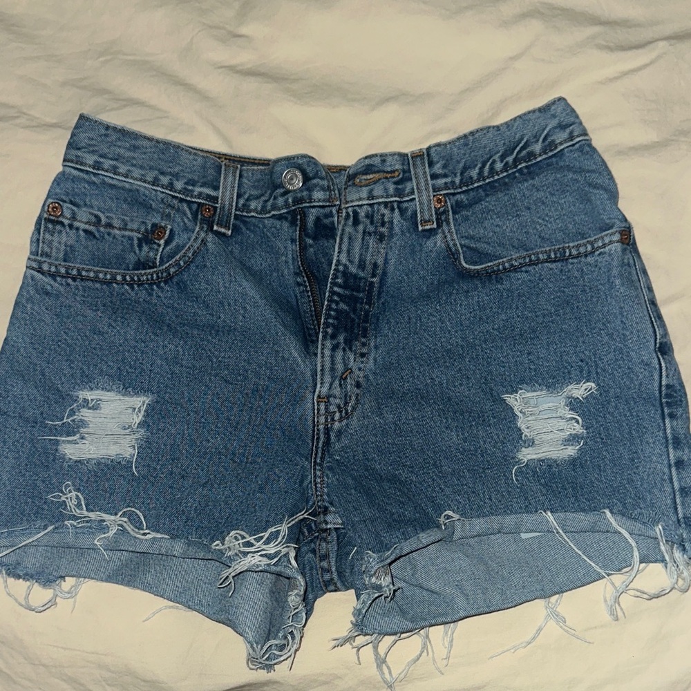 Levi’s vintage Distressed Women Shorts